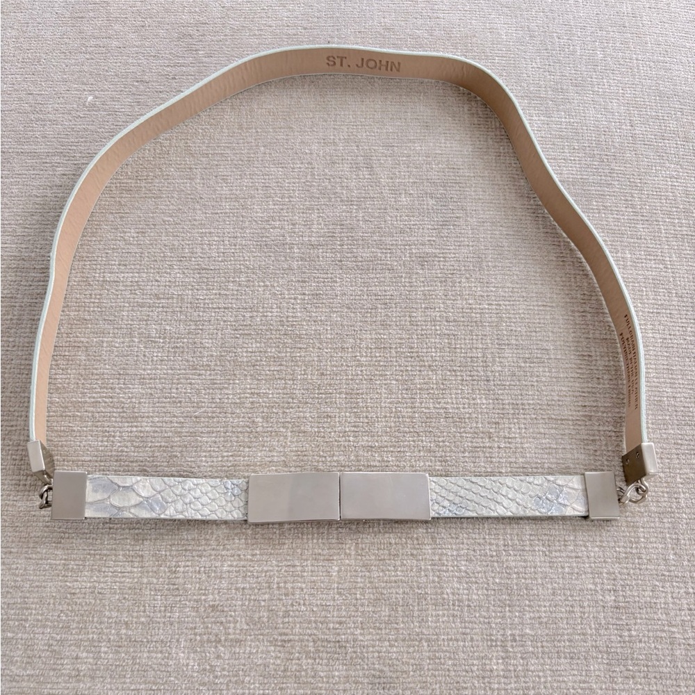 St. John Designer Snakeskin Italian Leather Skinny Belt Size Large Silver Cream - Picture 16 of 16